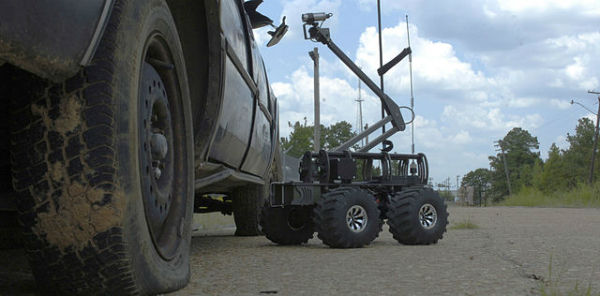 Ein MARCbot im Einsatz. Quelle: flickr, The U.S. Army, 02.08.2008.